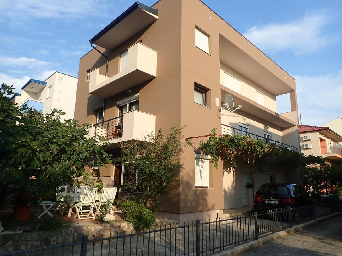 Apartments Troselj スタリグラード エクステリア 写真
